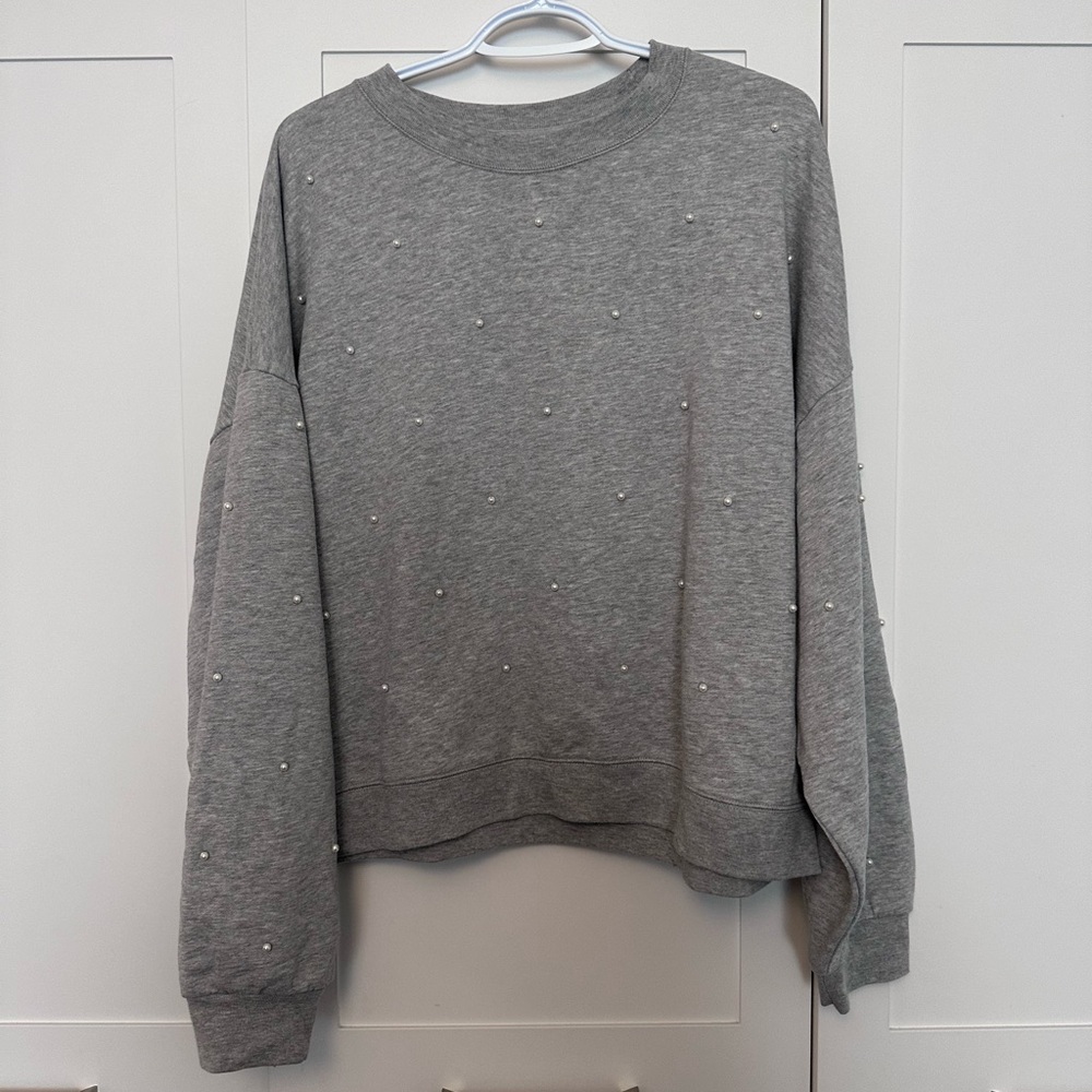 Ladies GAP Pearl Sweatshirt